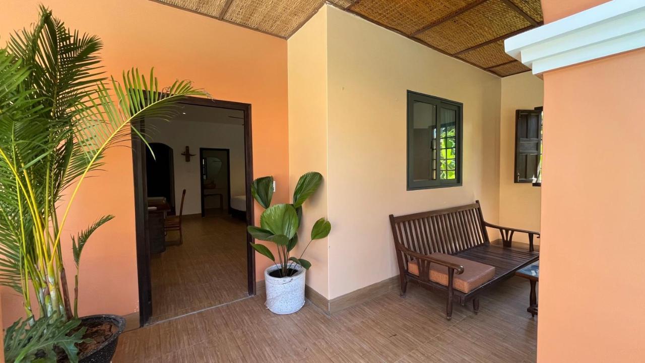 Mi Nhon Em Hotel Muine Mui Ne Bagian luar foto