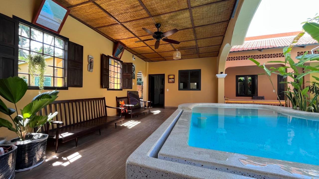 Mi Nhon Em Hotel Muine Mui Ne Bagian luar foto