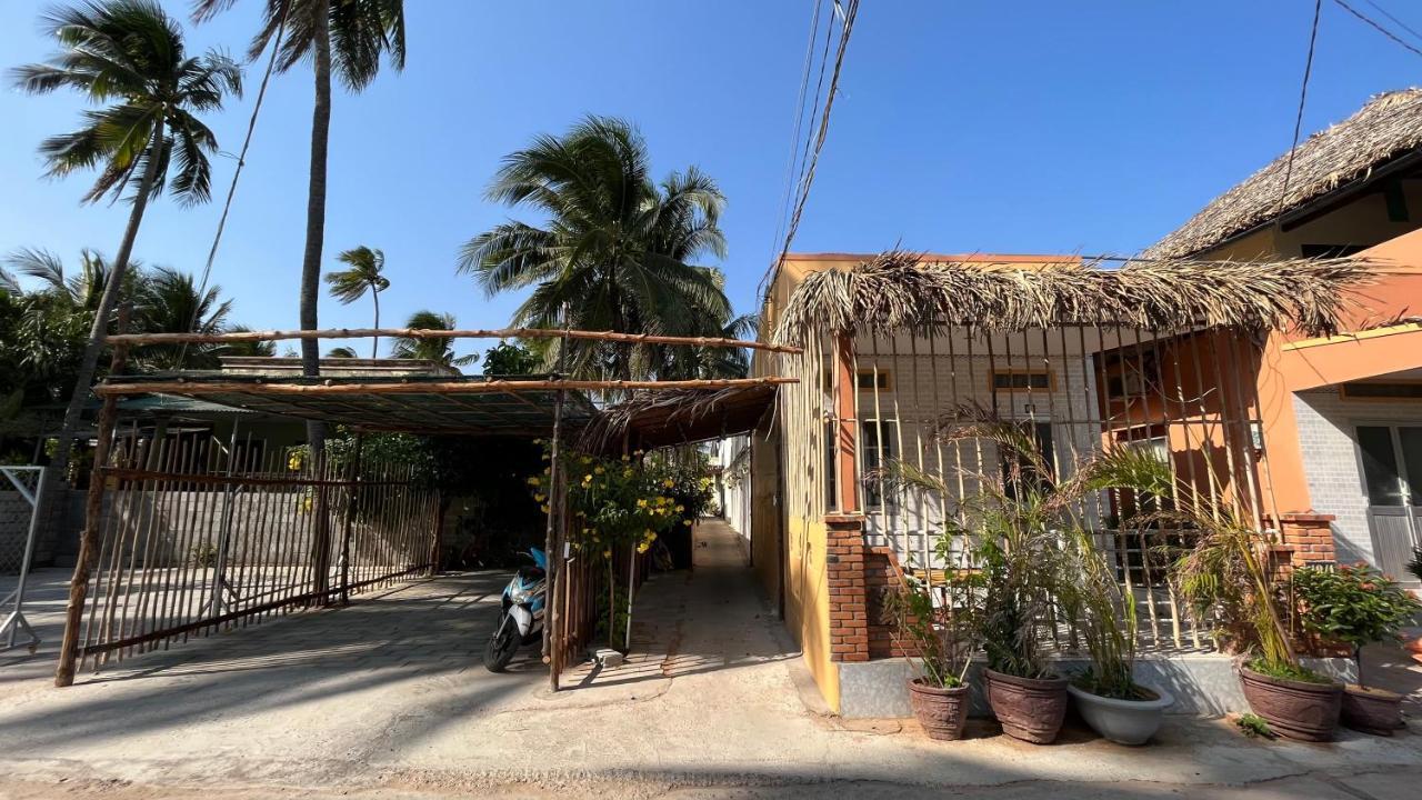Mi Nhon Em Hotel Muine Mui Ne Bagian luar foto