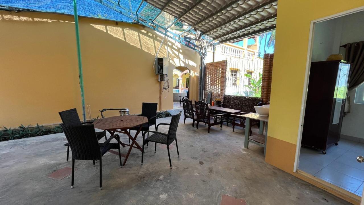 Mi Nhon Em Hotel Muine Mui Ne Bagian luar foto